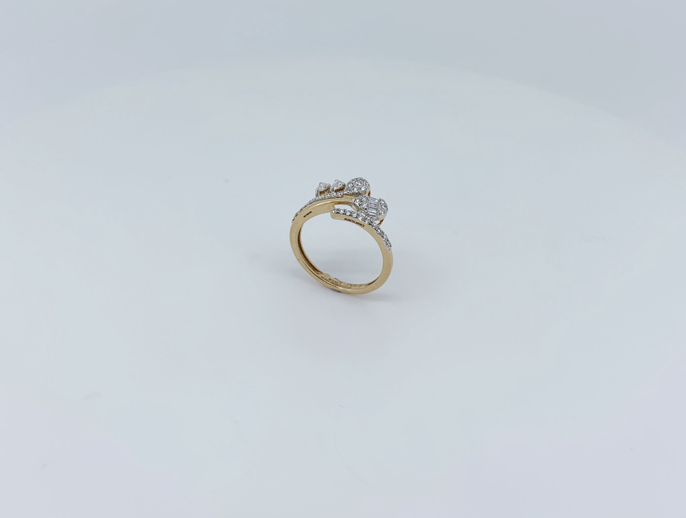 Contemporary Modern Diamond Ring - Image 4