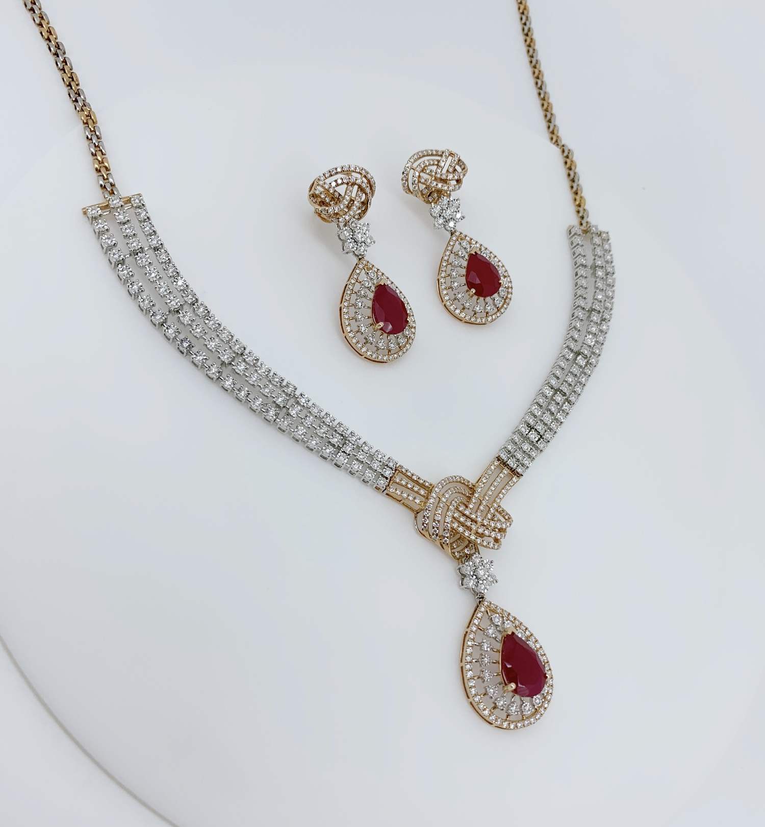 Eternal Knot Diamond Necklace Set - Image 2