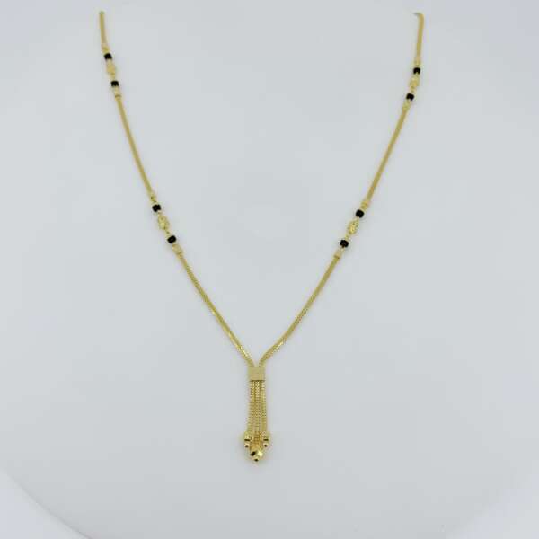 Minimal Gold Mangalsutra with Drop Pendant