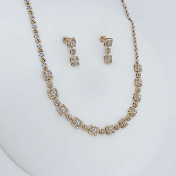 Timeless Grid Diamond Necklace Set