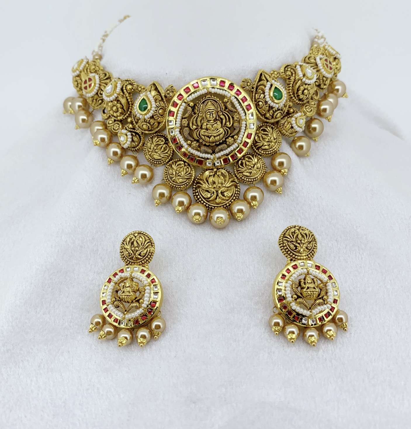 Handcrafted Antique Gold Temple Choker Set - Image 4