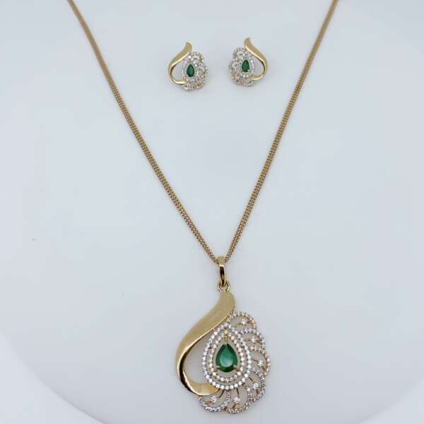 Imperial Emarald Rose Gold Drop Set