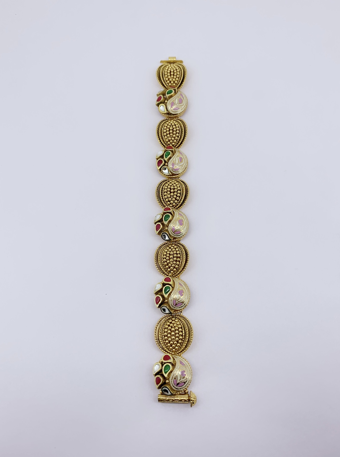 22K Antique Finish Kundan Bracelet - Image 3