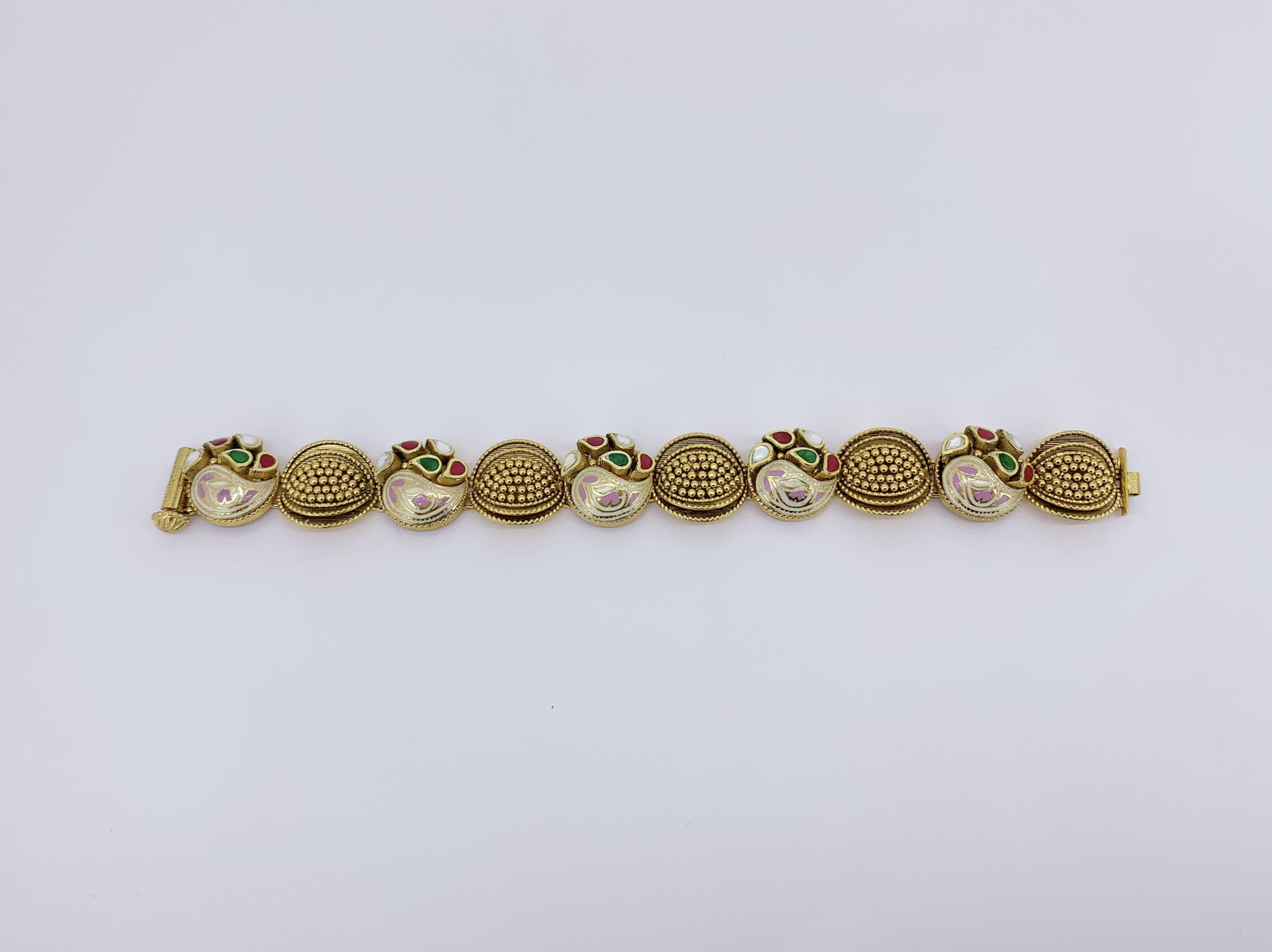 22K Antique Finish Kundan Bracelet - Image 4