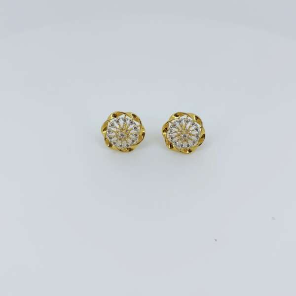 Elegant Floral Gold Earrings