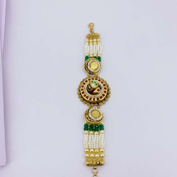 Royal Aura Kundan Bracelet