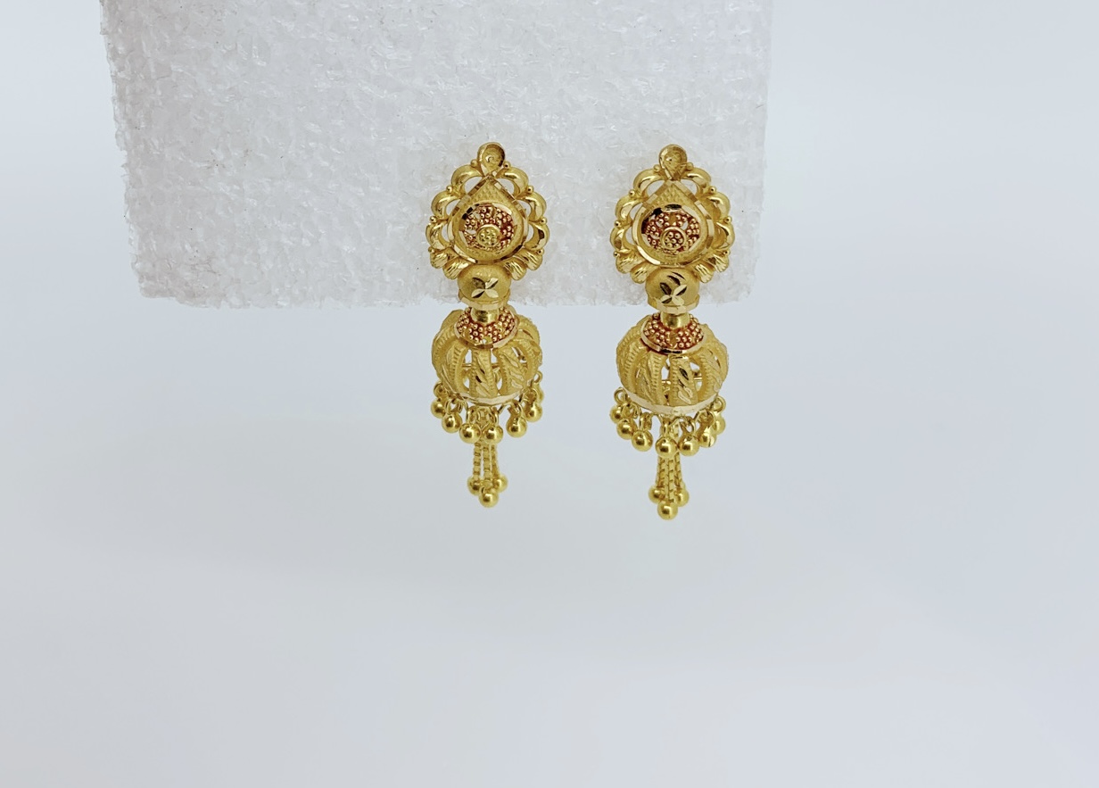 Little Melody Gold Jhunka Earrings